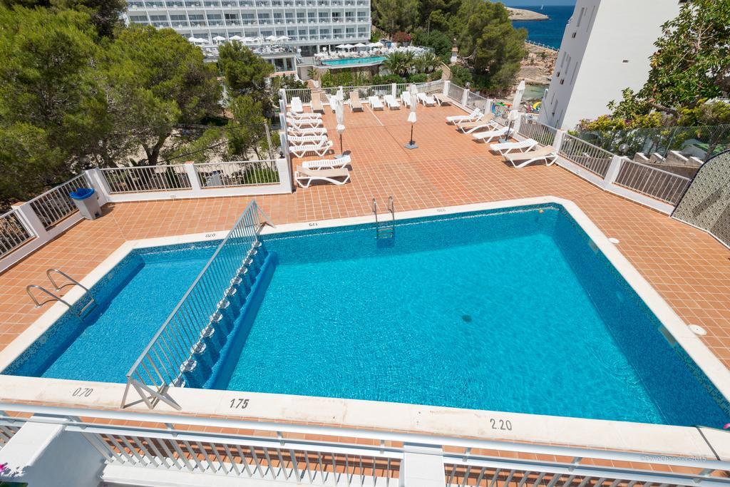 Flats Friends Apartamentos Es Puet Blanc Portinatx Bilik gambar
